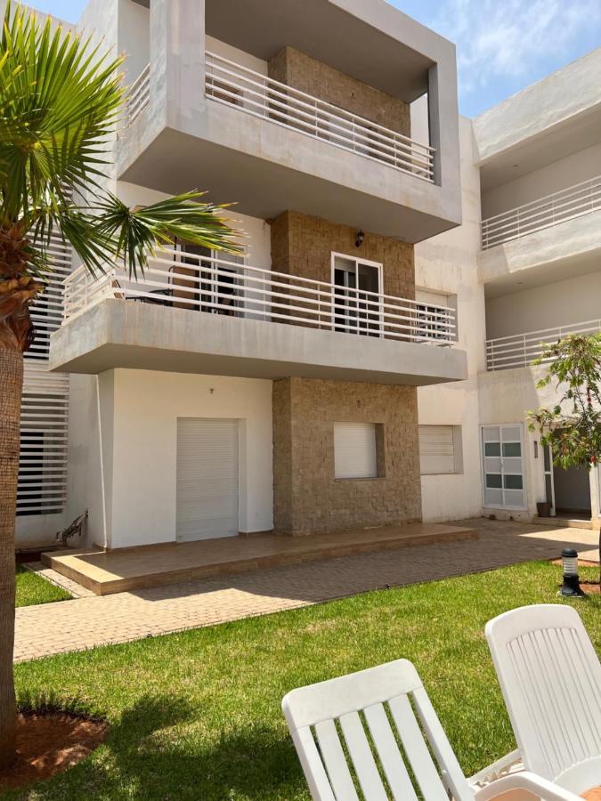 Appart. Marina Saïdia avec une vue sur la piscine Extérieur photo